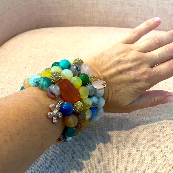Colorful beaded bracelets - Picture 2 of 2